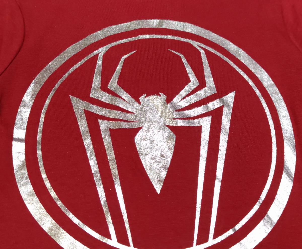 Spiderman Langarmshirt Rot mit Silberdruck Nahbild
